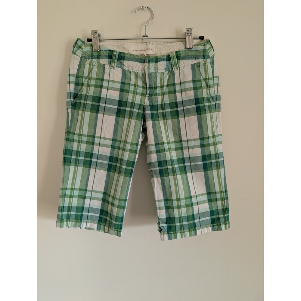 Abercrombie & Fitch Green Plaid Bermuda Shorts Womens 00 Cotton Y2K low rise